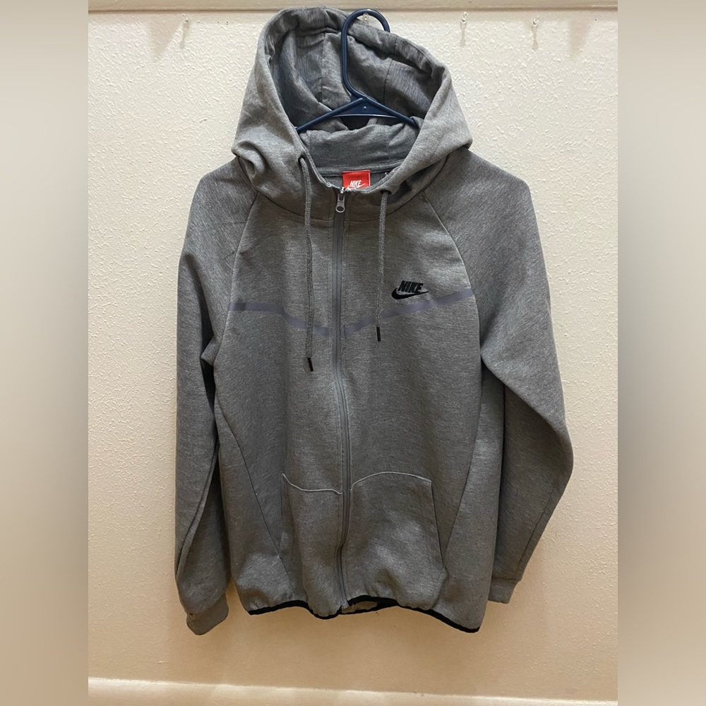 Nike zip up hoodie size S Men or Women